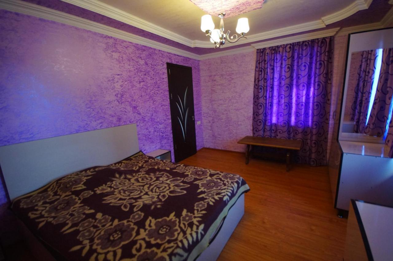 Hotel Oasis Gasamania Batumi Exterior foto